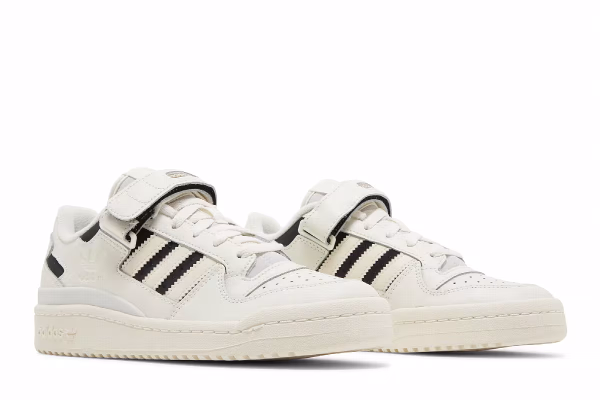 adidas Women's Forum Low Off White Black, view 9