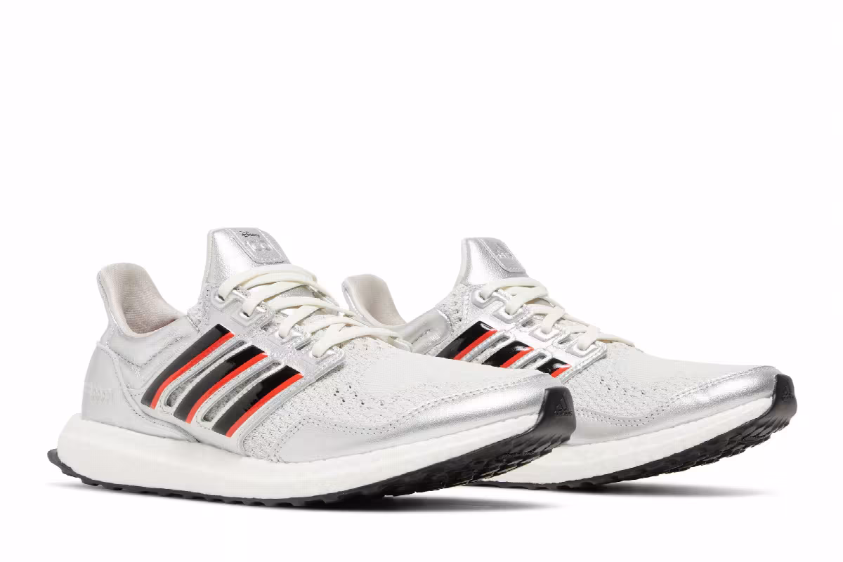 Disney x adidas UltraBoost 1.0 100th Anniversary, view 9