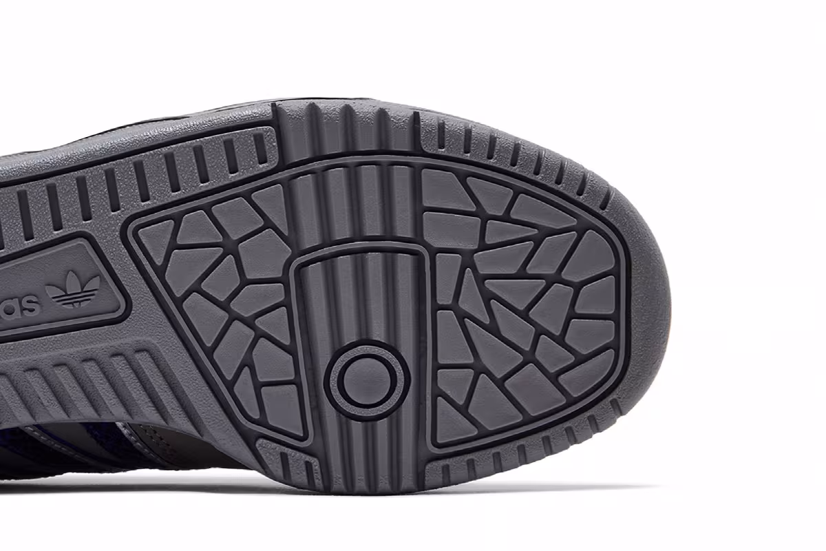 atmos x adidas Rivalry Low 86 Patrick Ewing, view 6