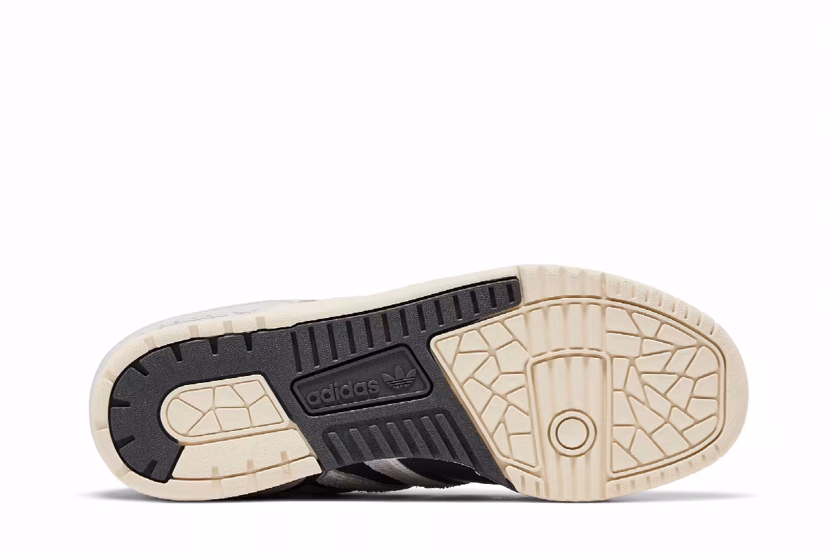 The Simpsons x adidas Rivalry High Scratchy, view 5
