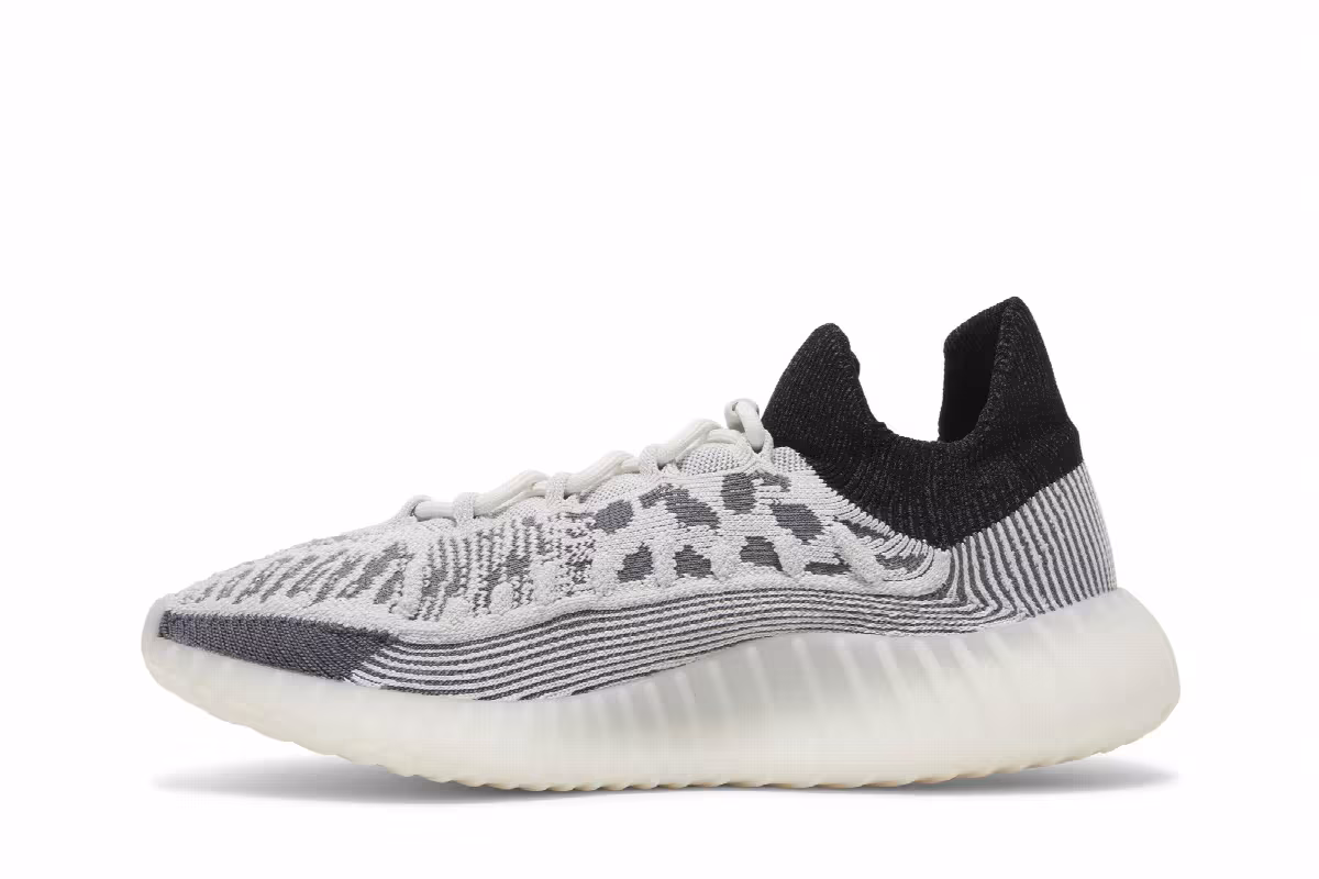 adidas Yeezy Boost 350 V2 CMPCT Panda, view 4