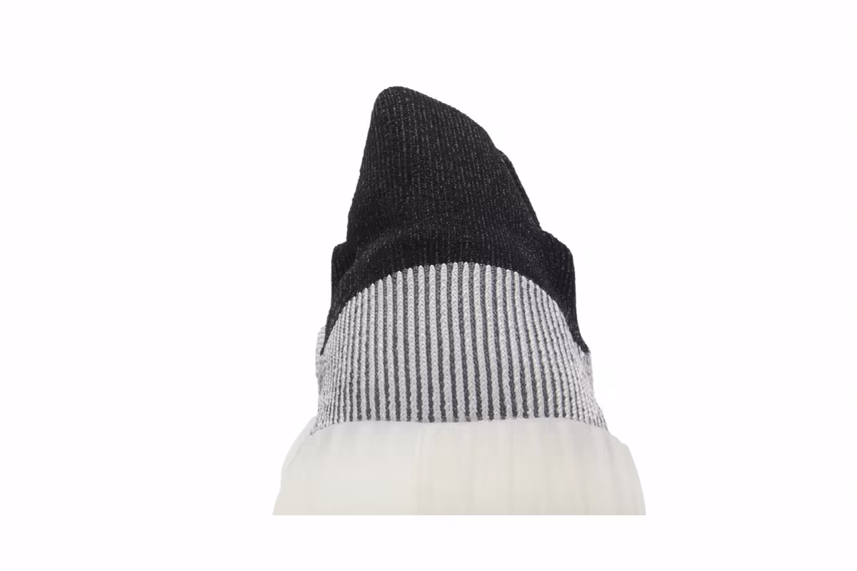 adidas Yeezy Boost 350 V2 CMPCT Panda, view 8