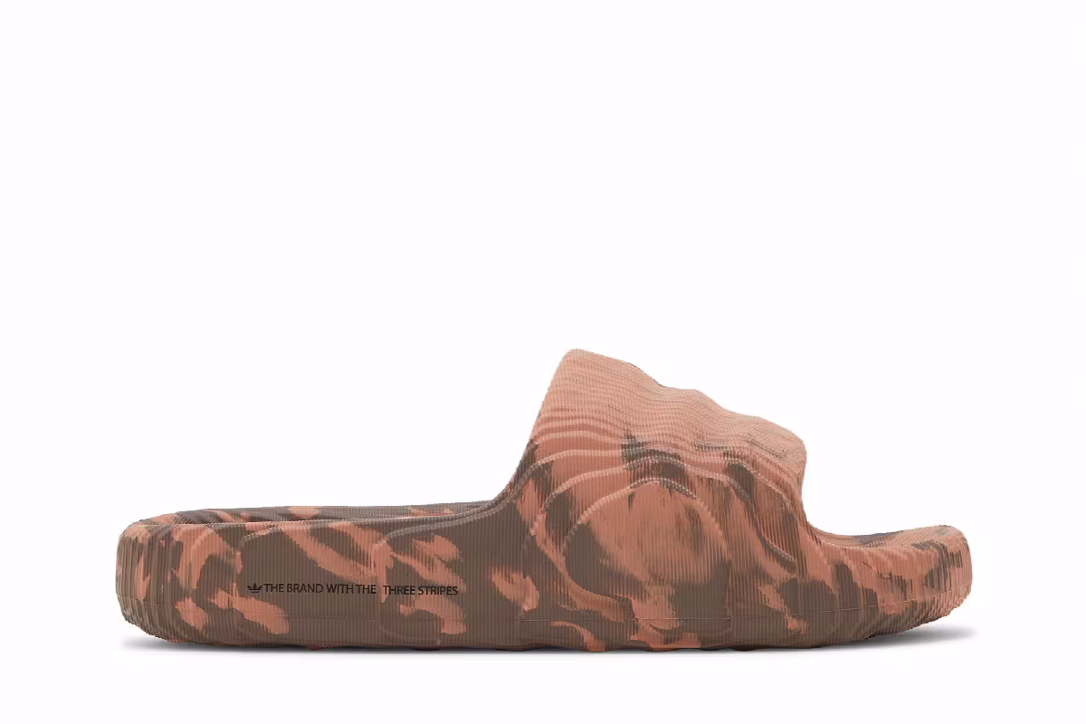 adidas Adilette 22 Slides Clay Strata, view 2