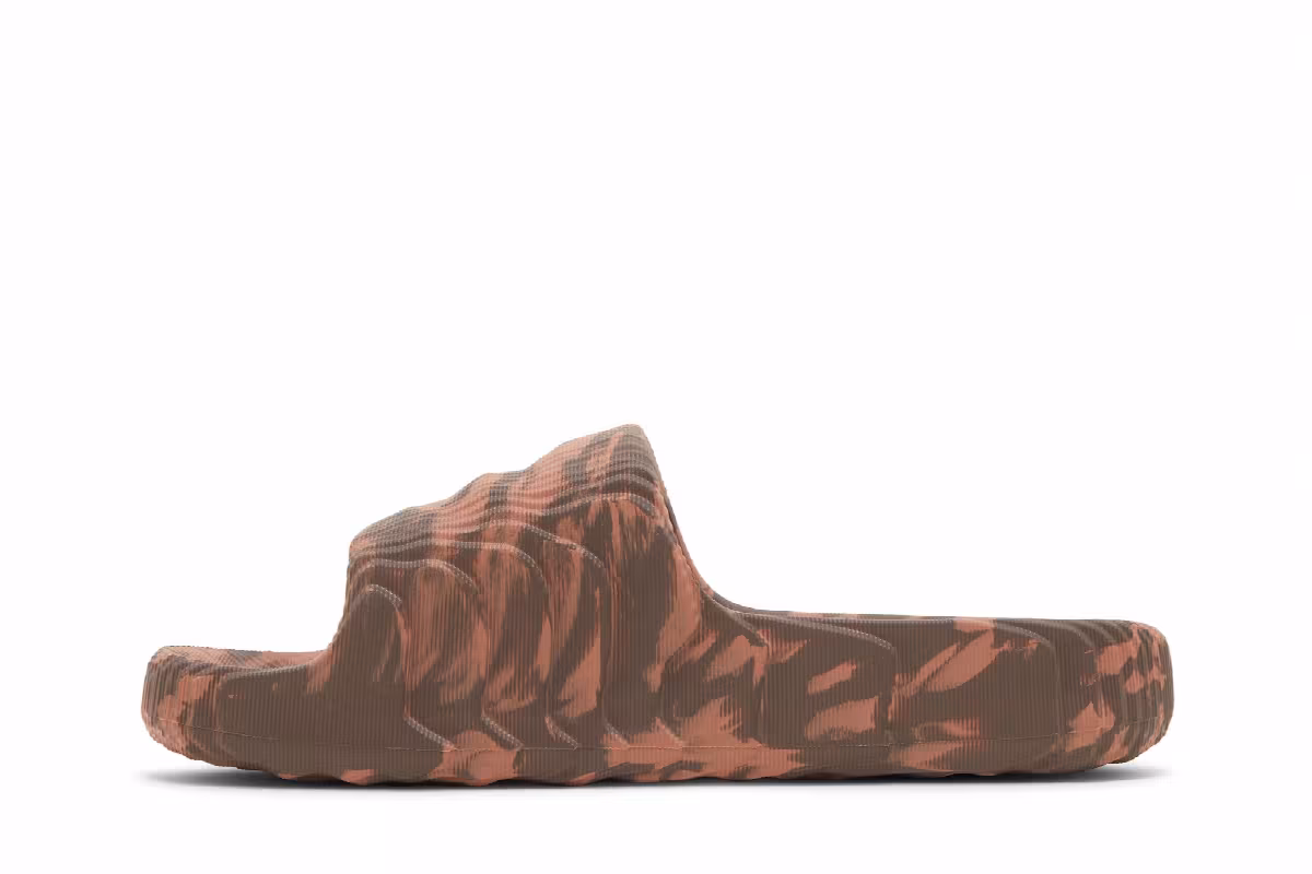 adidas Adilette 22 Slides Clay Strata, view 4