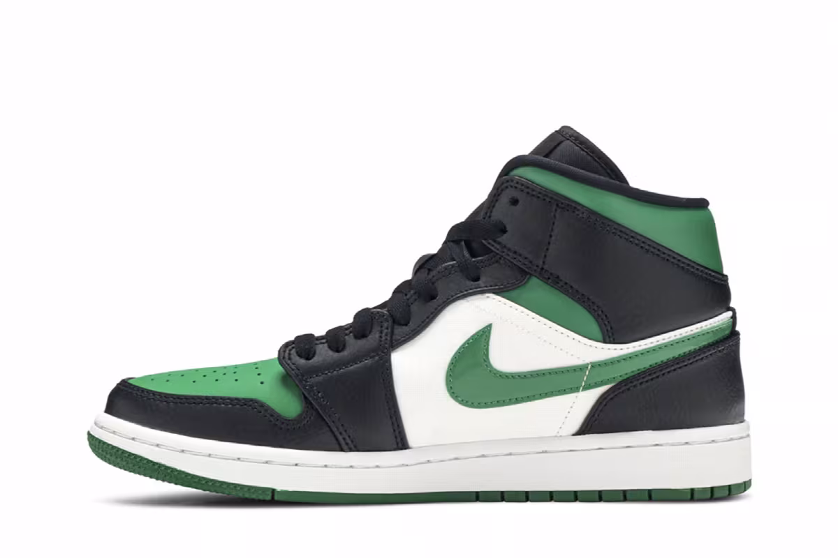 Air Jordan 1 Mid Pine Green, view 4