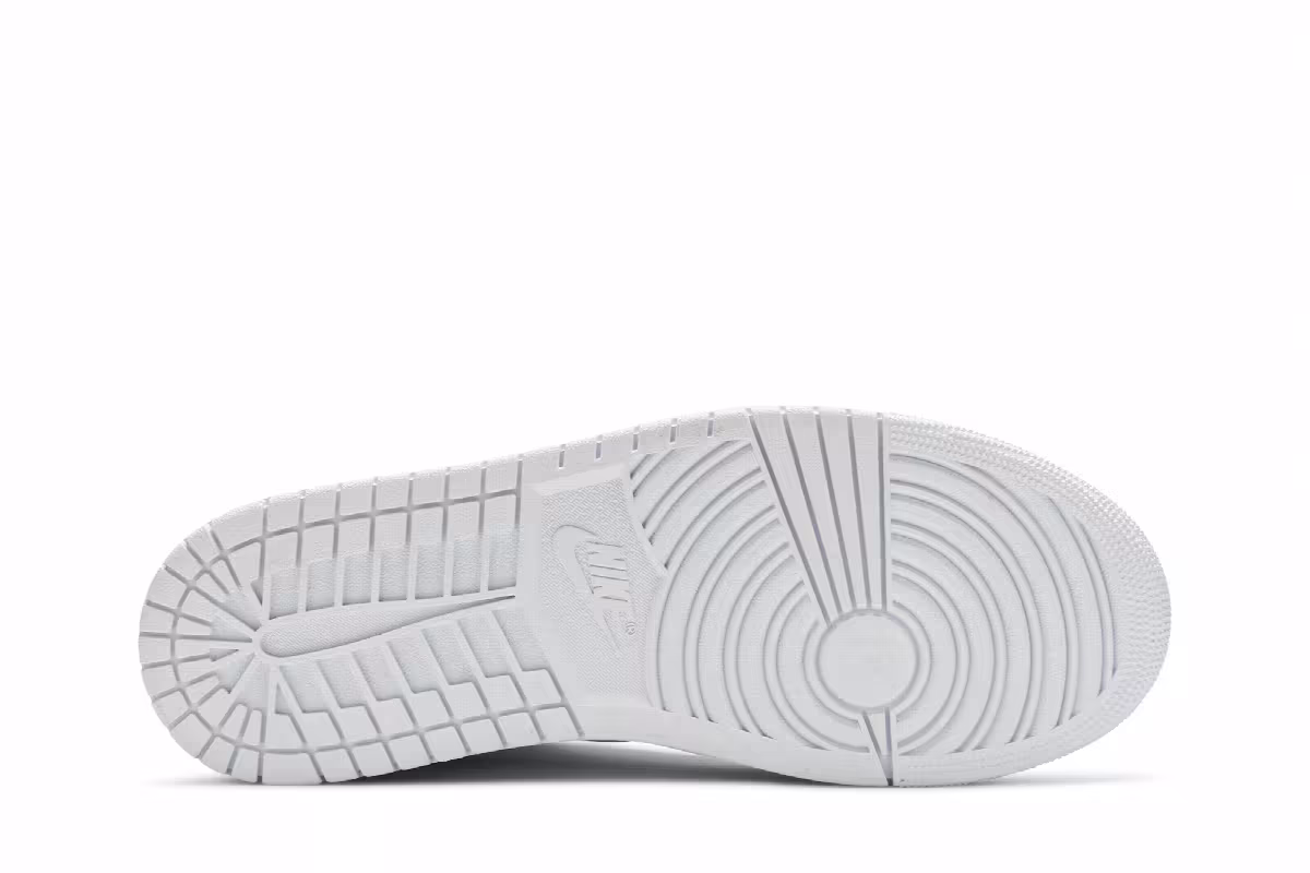 Air Jordan 1 Mid Triple White 2020, view 5