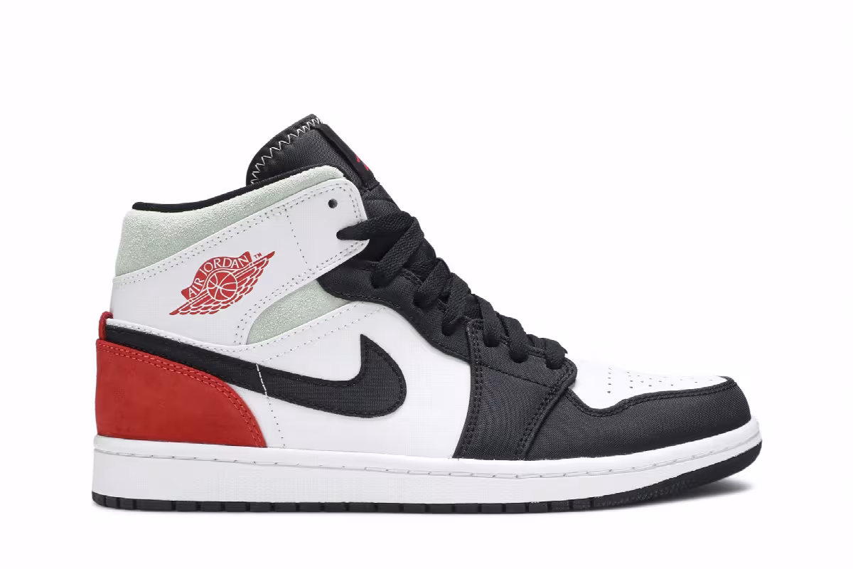 Air Jordan 1 Mid SE Red Black Toe, view 2