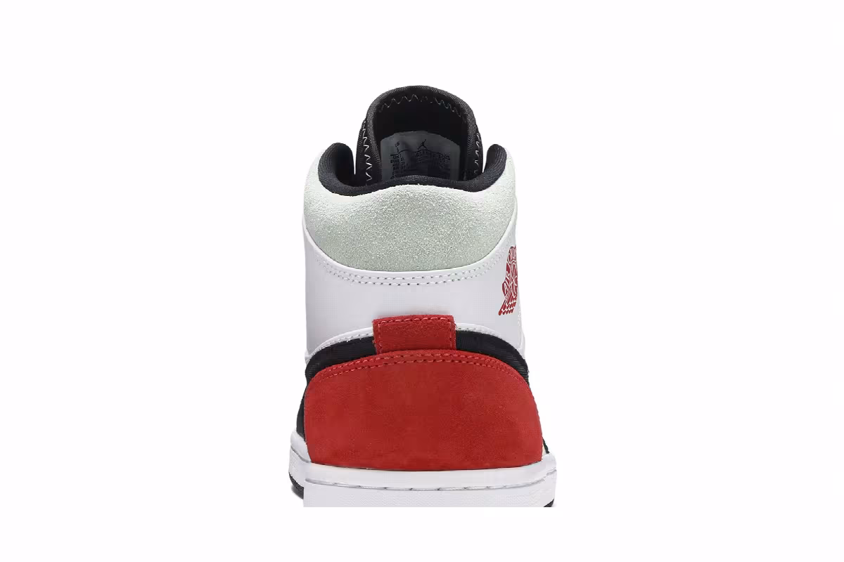 Air Jordan 1 Mid SE Red Black Toe, view 8