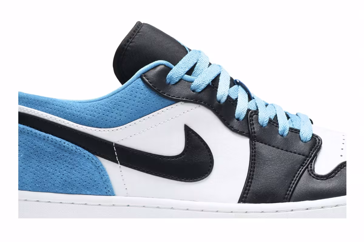 Air Jordan 1 Low SE Laser Blue, view 3