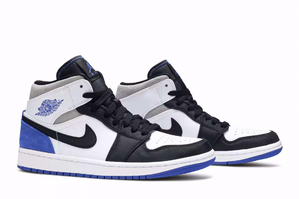 Air Jordan 1 Mid SE Royal Black Toe, view 9
