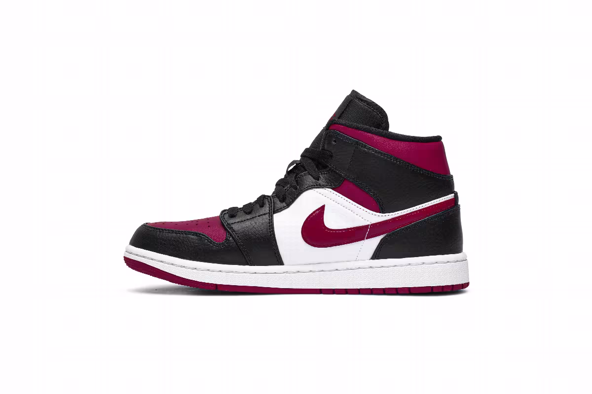 Air Jordan 1 Mid Noble Red, view 4