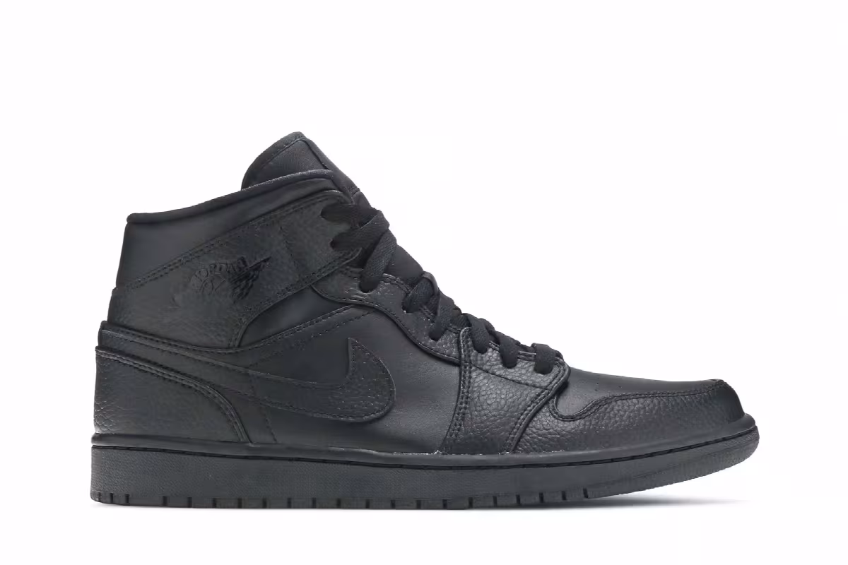 Air Jordan 1 Mid Triple Black 2020, view 2
