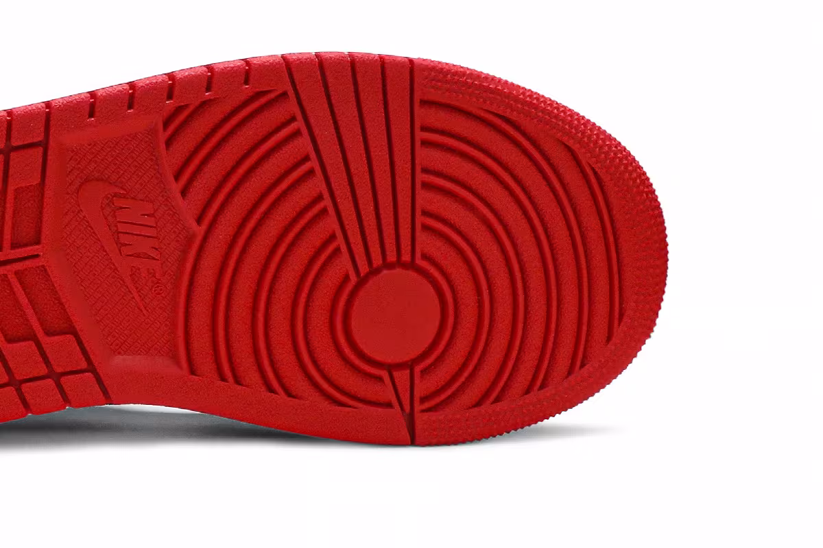 Air Jordan 1 Mid SE Olympic, view 6