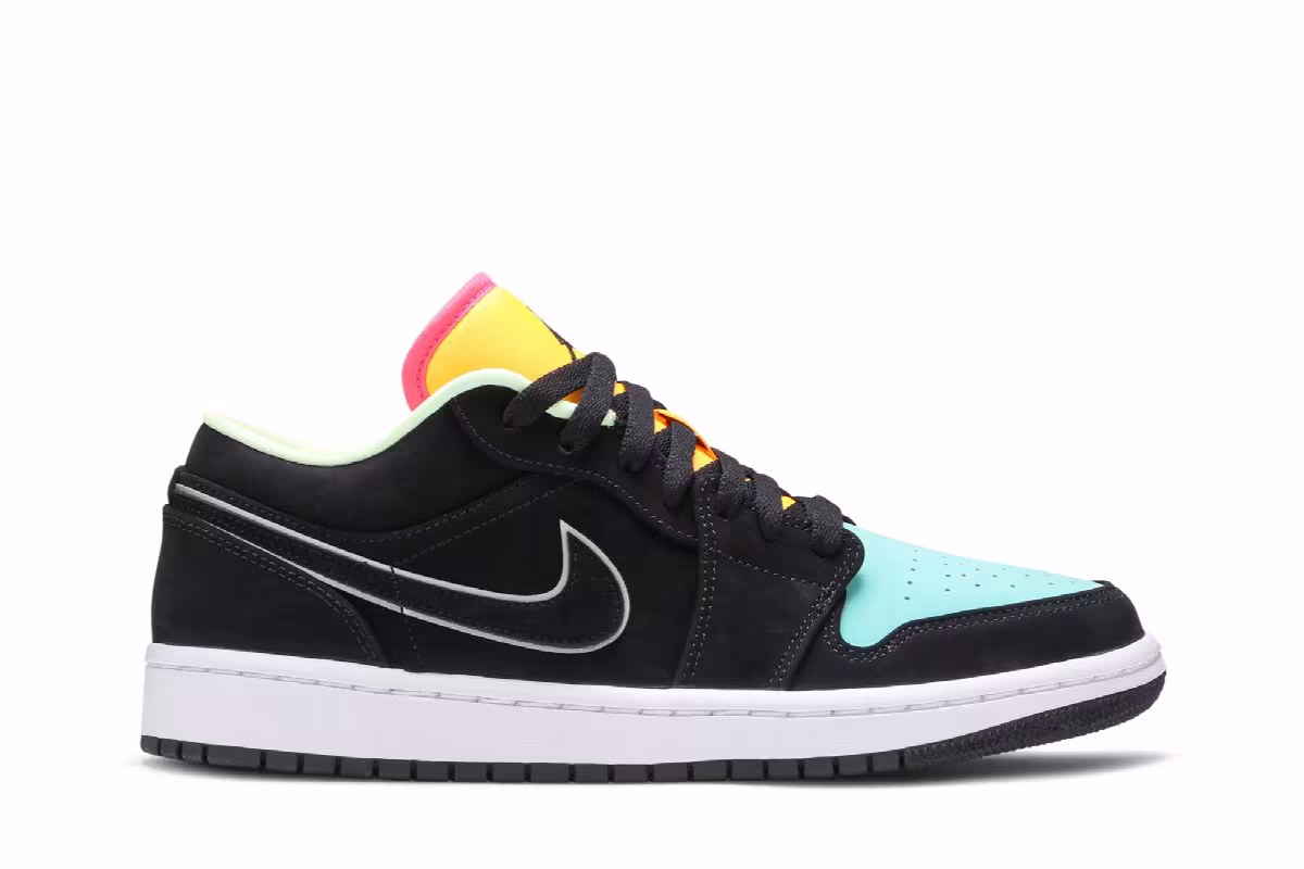 Air Jordan 1 Low SE Aurora Green, view 2