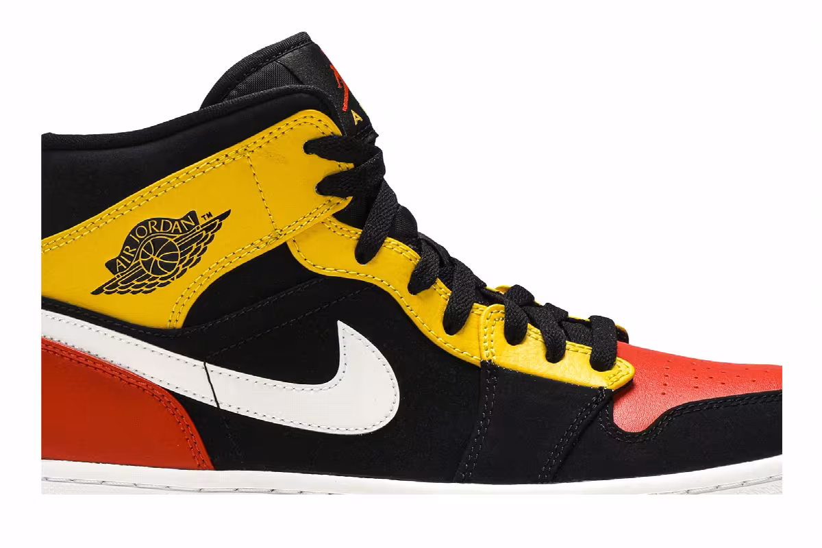 Air Jordan 1 Mid SE Amarillo, view 3