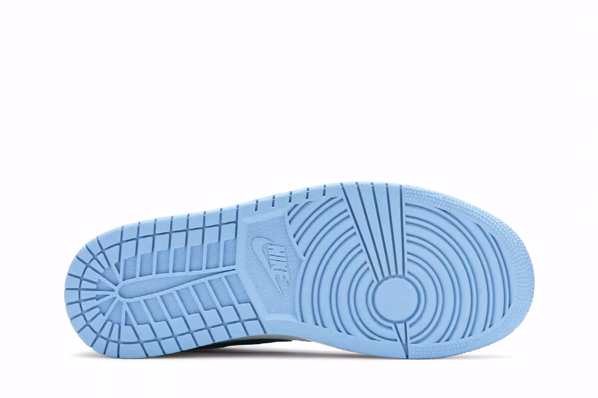 Air Jordan 1 Mid Laser Blue, view 5