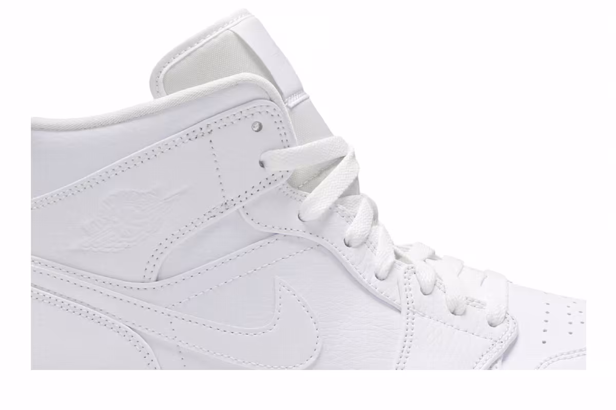 Air Jordan 1 Mid White, view 3