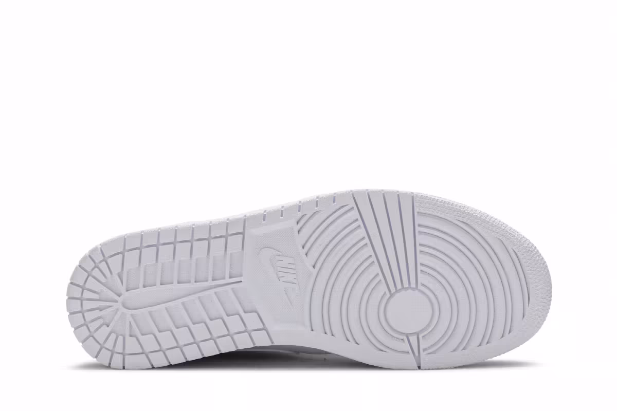 Air Jordan 1 Mid White, view 5