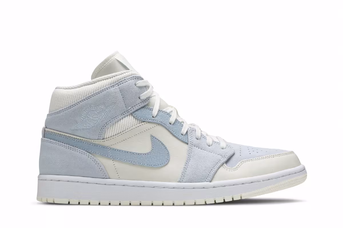 Air Jordan 1 Mid SE Sail Light Blue, view 2