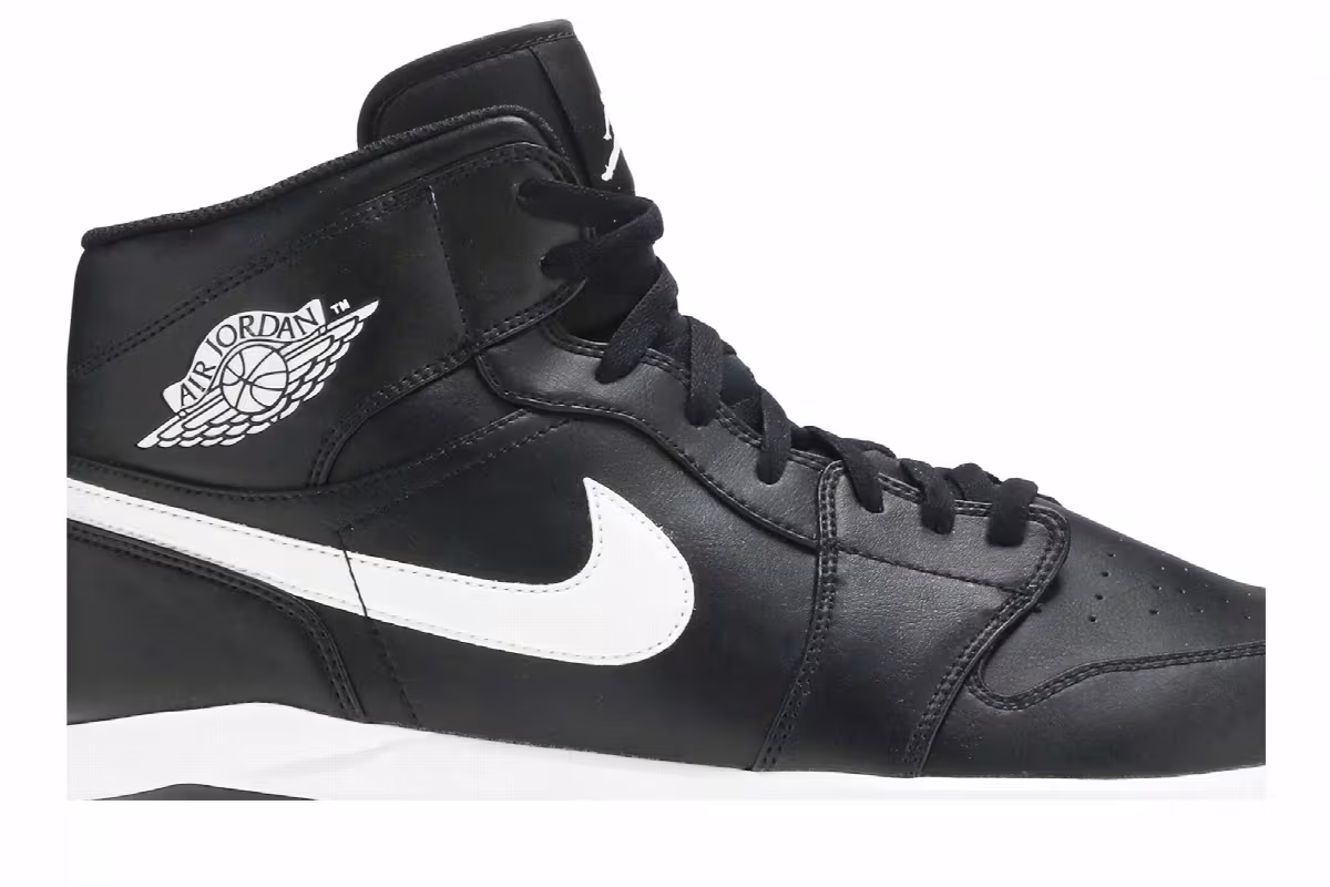 Air Jordan 1 Metal Black White 2020, view 3