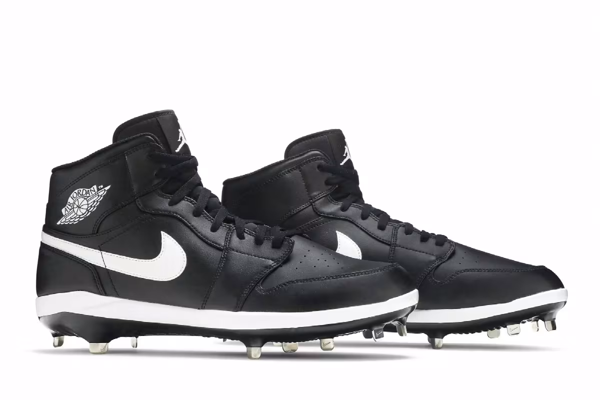 Air Jordan 1 Metal Black White 2020, view 9