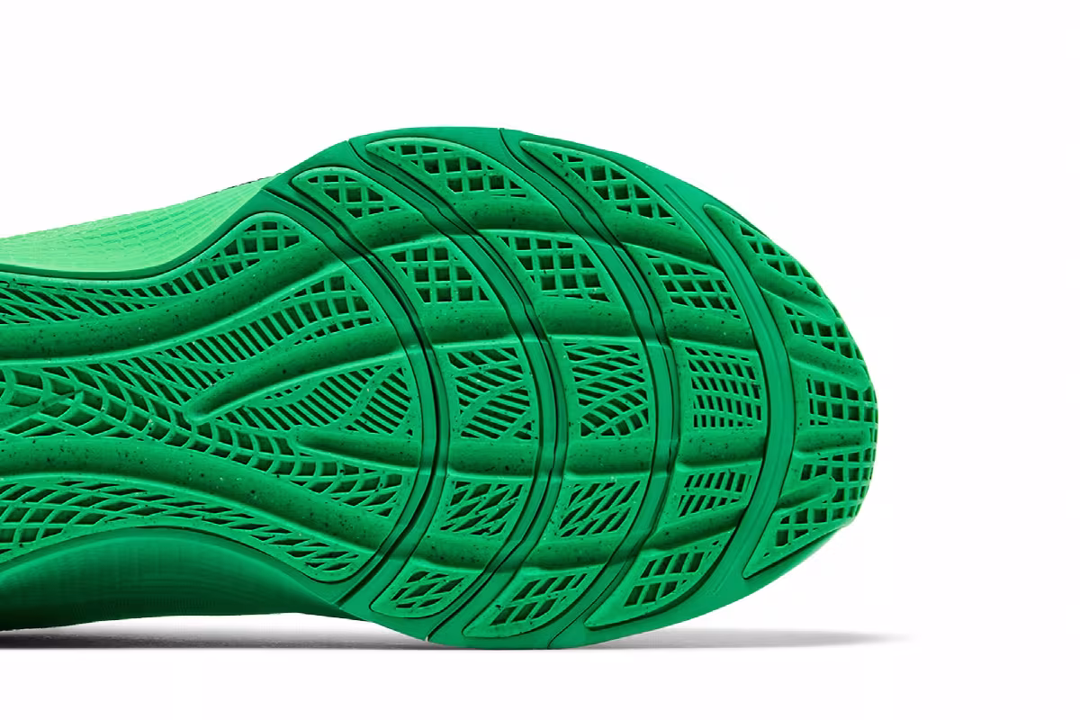 Nike LeBron TR 1 Green Strike, view 6