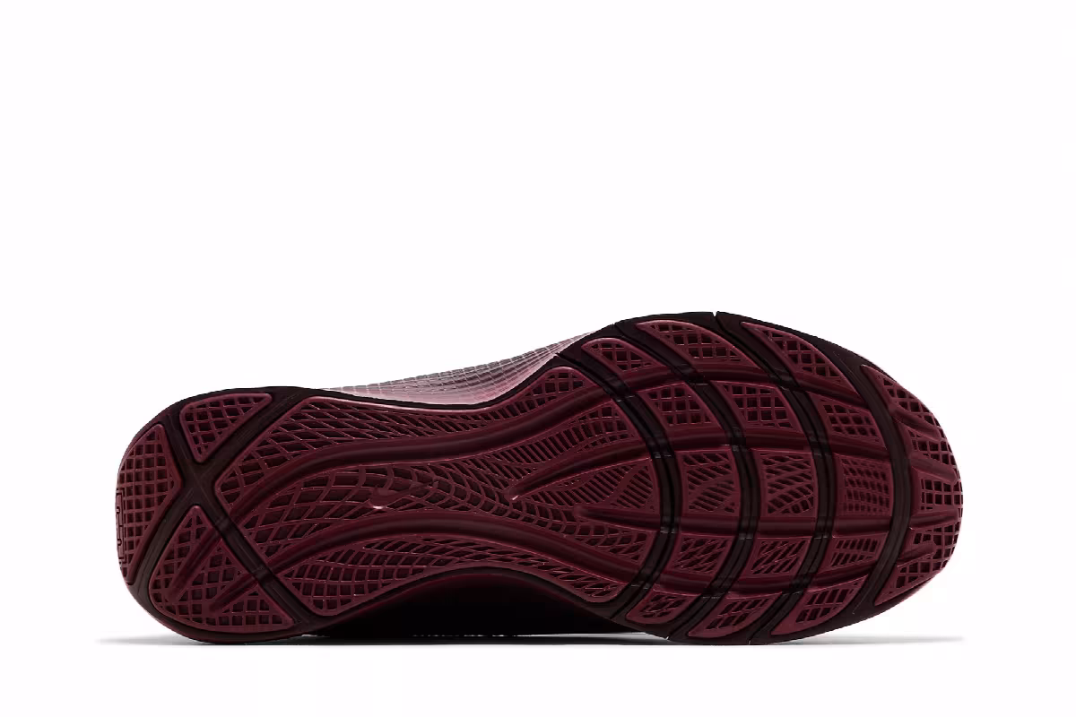 Nike LeBron TR 1 Burgundy Crush, view 5