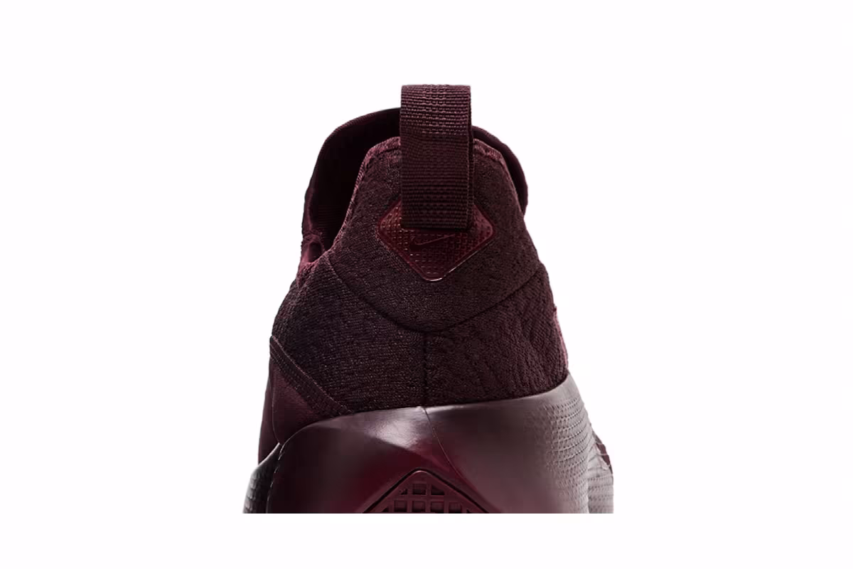 Nike LeBron TR 1 Burgundy Crush, view 8