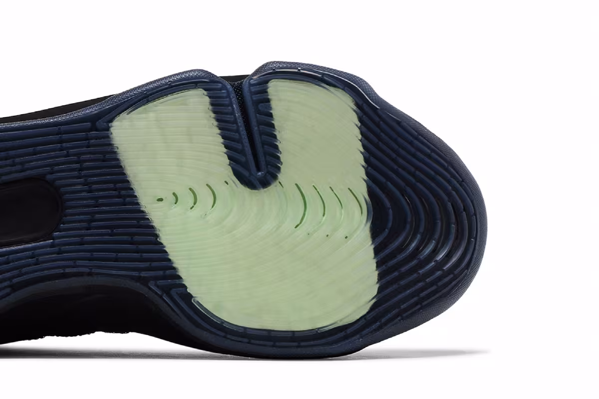 Victor Wembanyama x Nike Air Zoom GT Hustle 3 LX Black Label, view 6