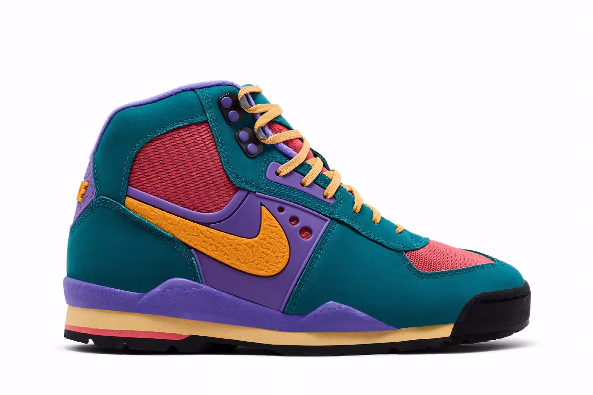 Nike Baltoro Bright Spruce Kumquat, view 2