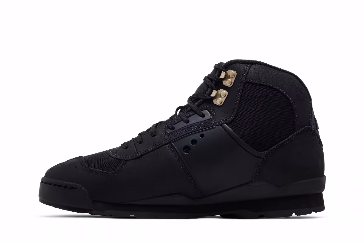Nike Baltoro Black Metallic Gold, view 4