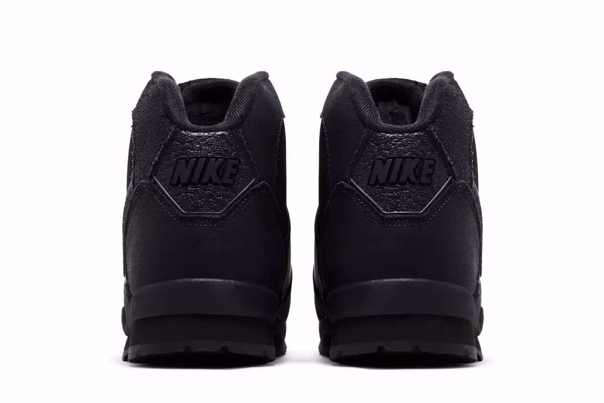 Nike Baltoro Black Metallic Gold, view 7