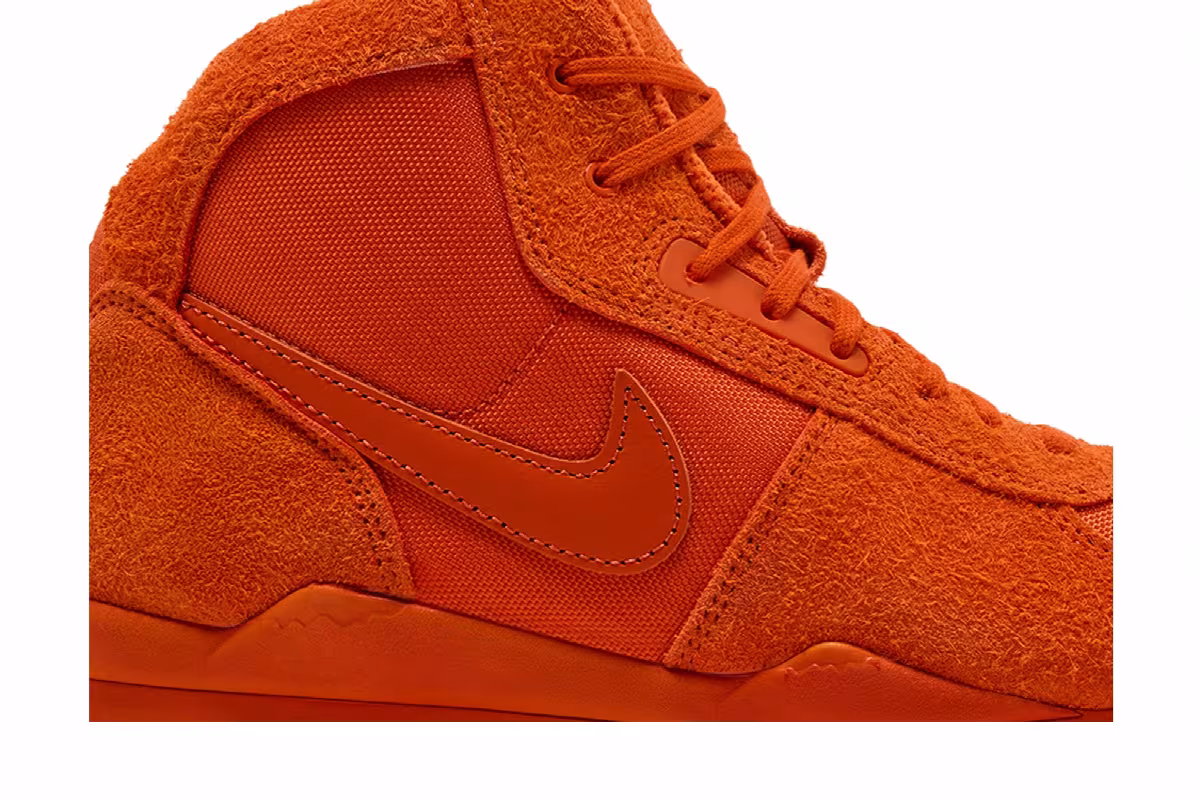Stussy x Nike Air Baltoro Safety Orange, view 3