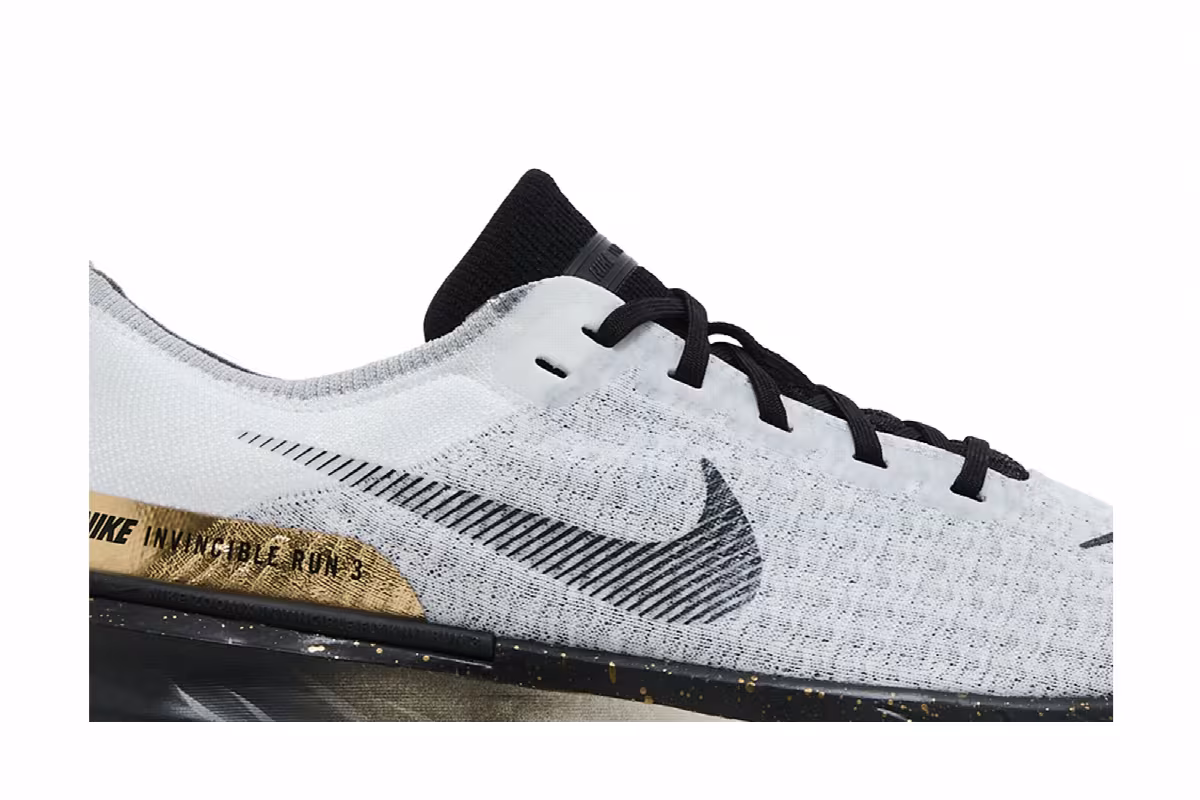 Nike ZoomX Invincible 3 Light Smoke Grey Gold, view 3