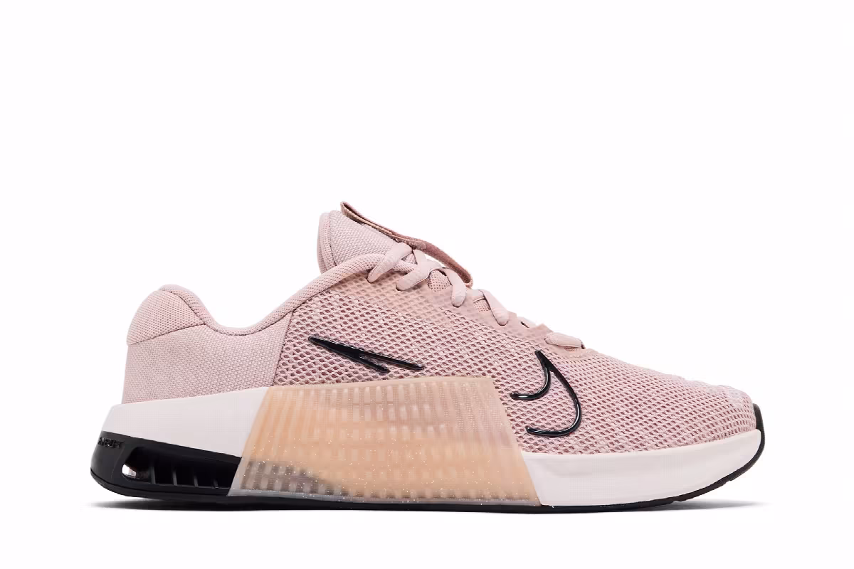Nike Women's Metcon 9 Premium Pink Oxford, view 2