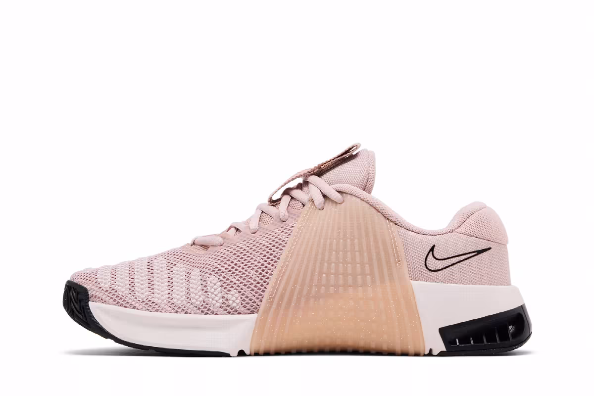 Nike Women's Metcon 9 Premium Pink Oxford, view 4