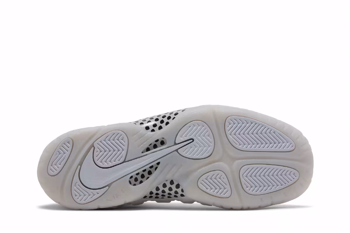 Nike Little Posite One GS Triple White, view 5