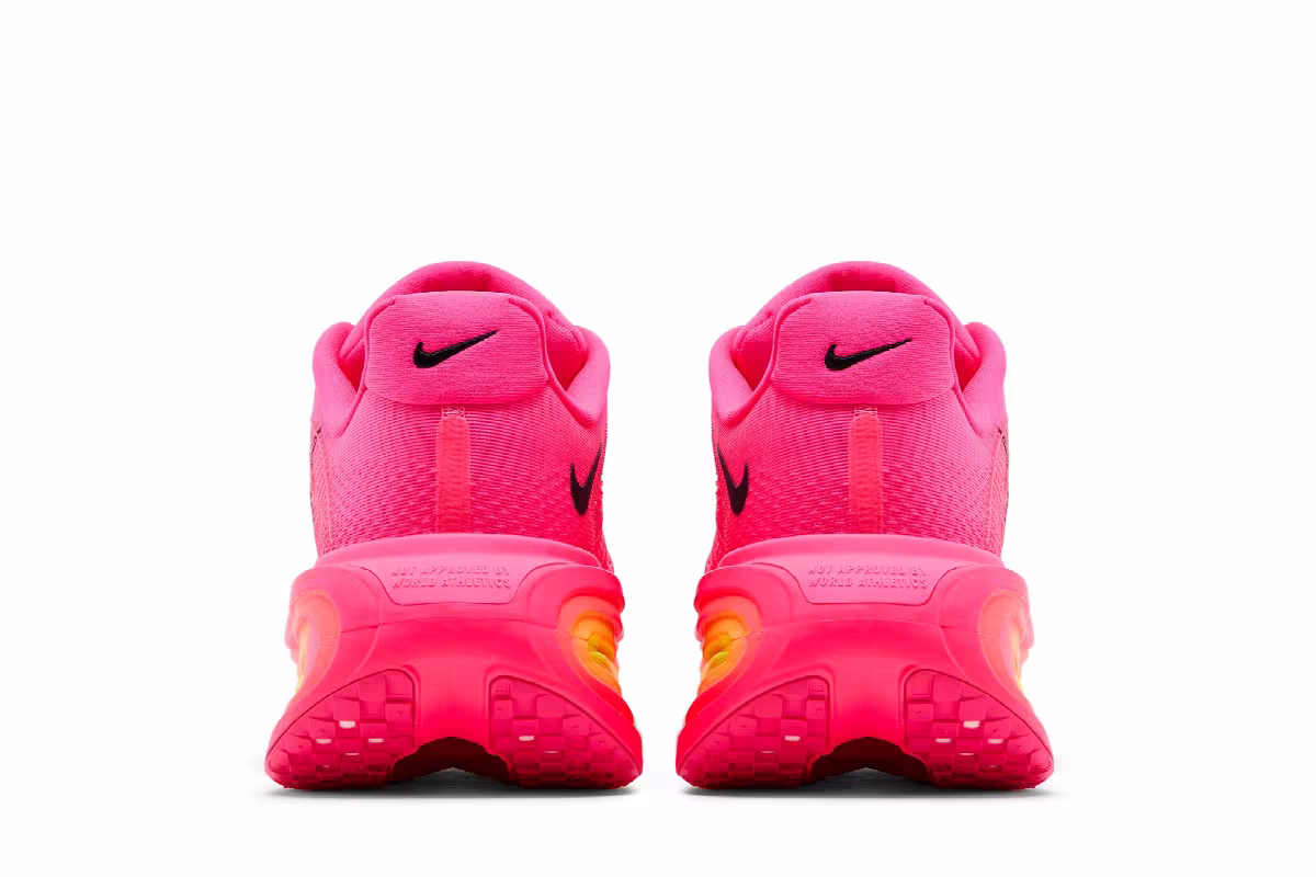 Nike Women's Vomero Premium Hyper Pink, view 7