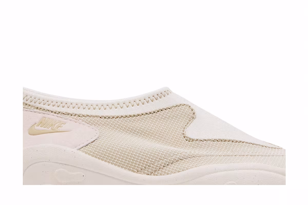 Nike Women's Aqua Turf Light Orewood Brown Desert Khaki, view 3