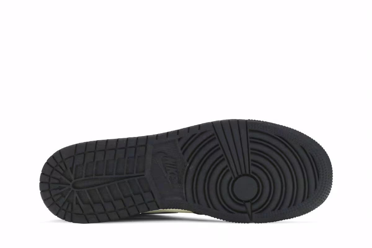 Air Jordan 1 High OG GS Dark Mocha, view 5