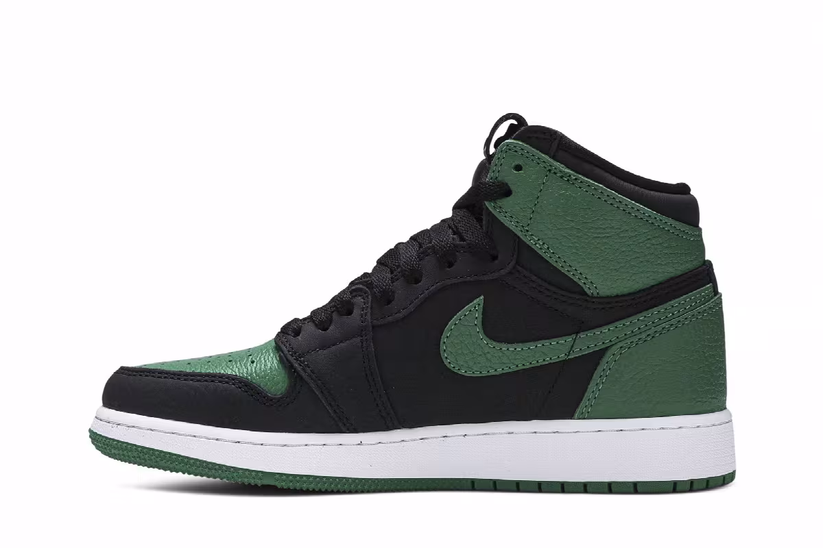 Air Jordan 1 High OG GS Pine Green 2.0, view 4