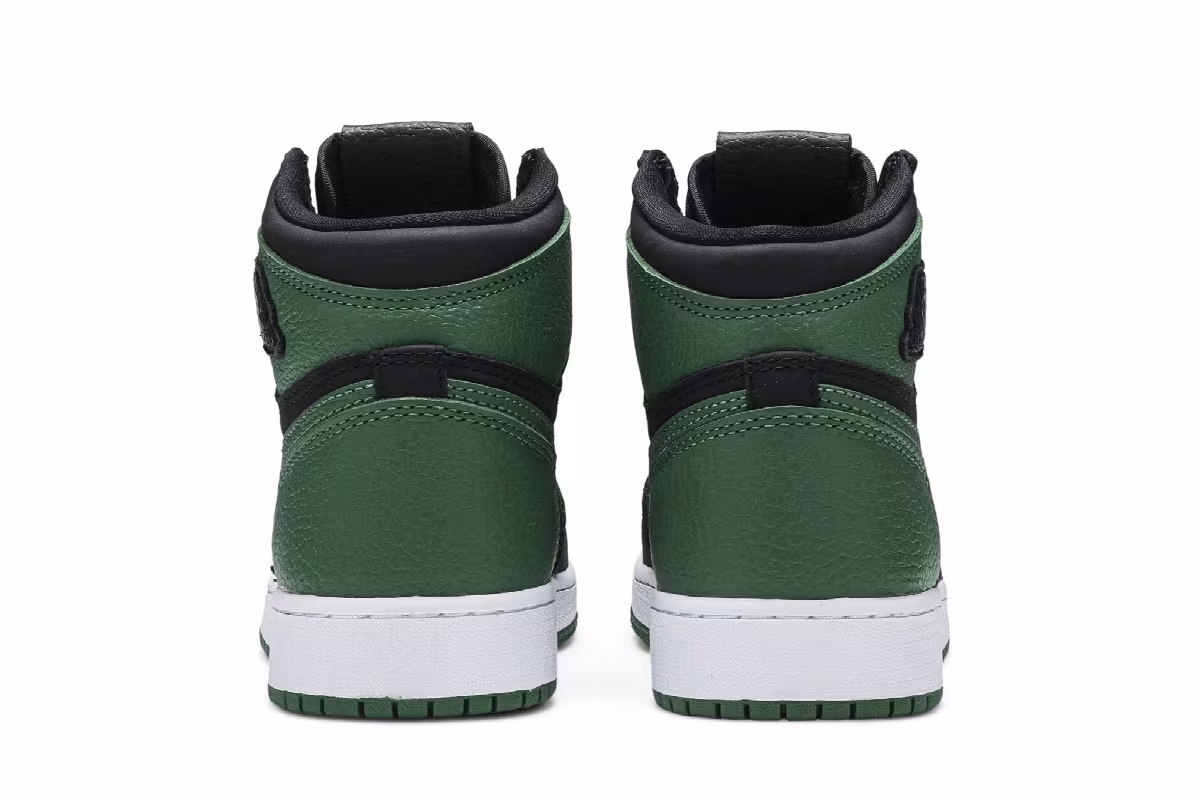 Air Jordan 1 High OG GS Pine Green 2.0, view 7