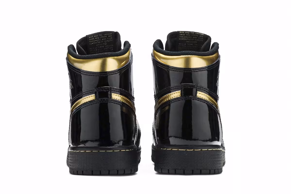 Air Jordan 1 High OG GS Black Metallic Gold, view 7