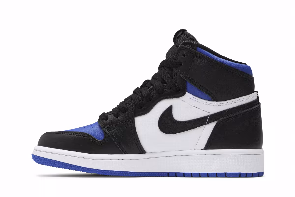 Air Jordan 1 High OG GS Royal Toe, view 4