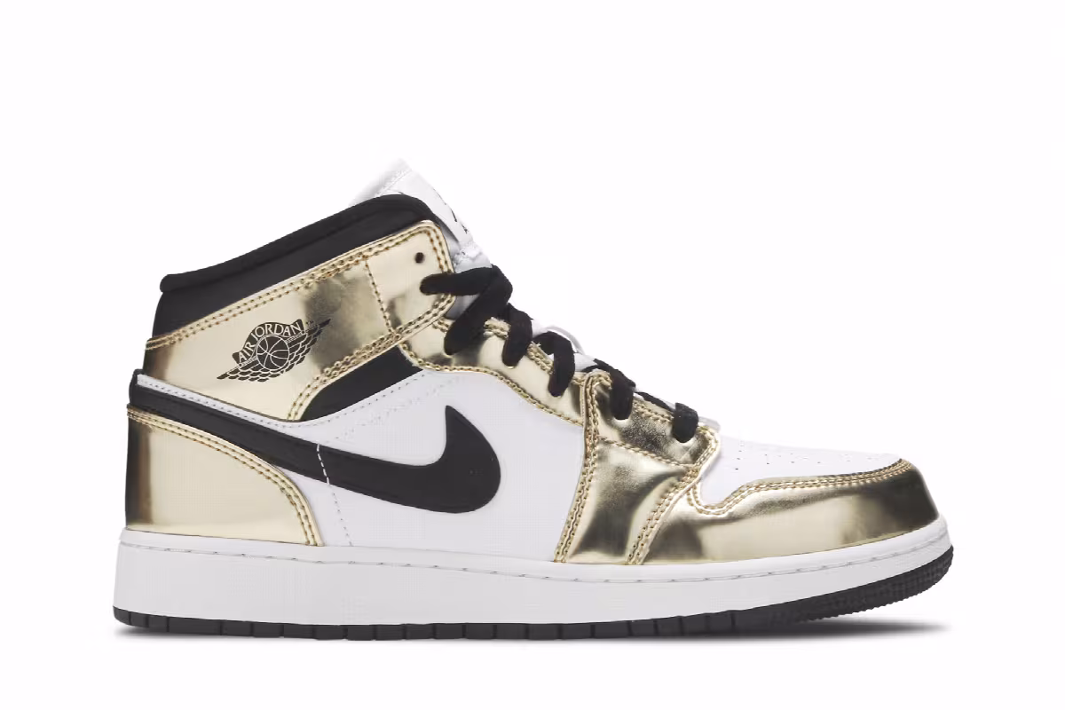 Air Jordan 1 Mid SE GS Metallic Gold, view 2