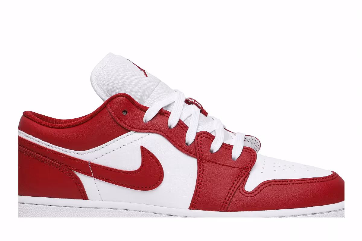 Air Jordan 1 Low GS Gym Red, view 3