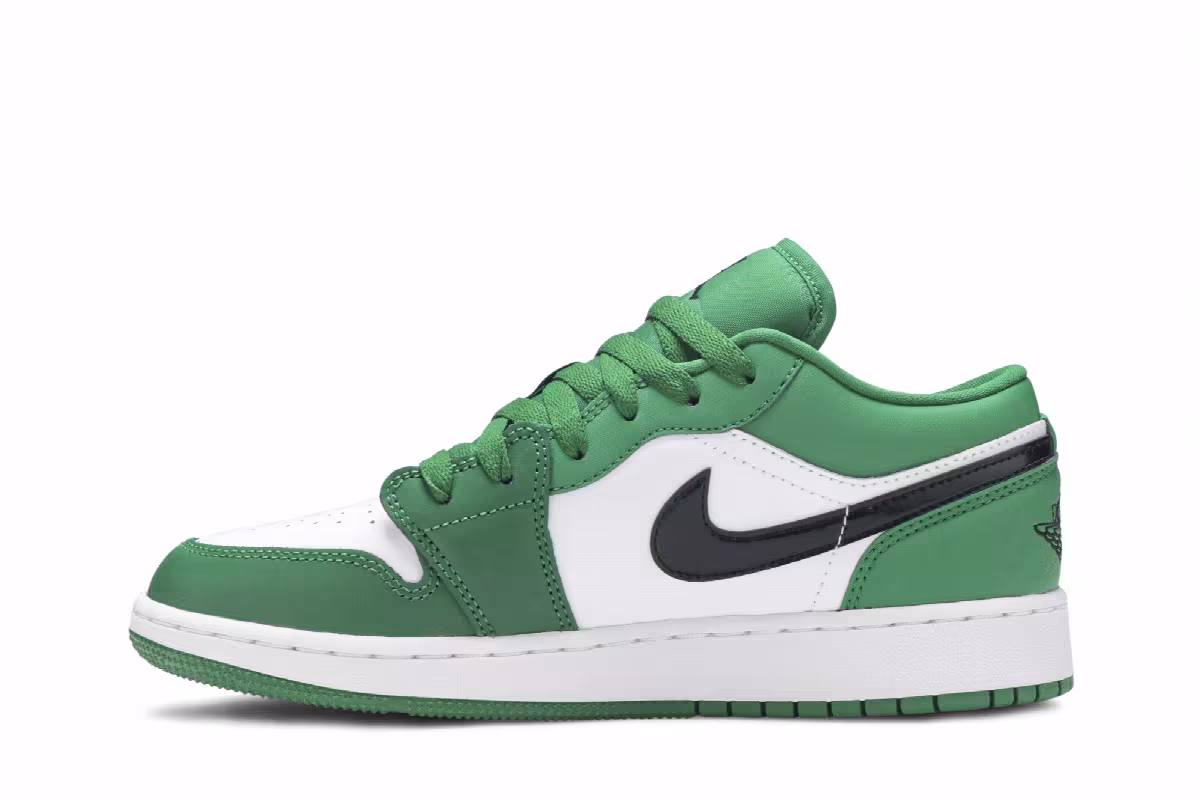 Air Jordan 1 Low GS Pine Green, view 4