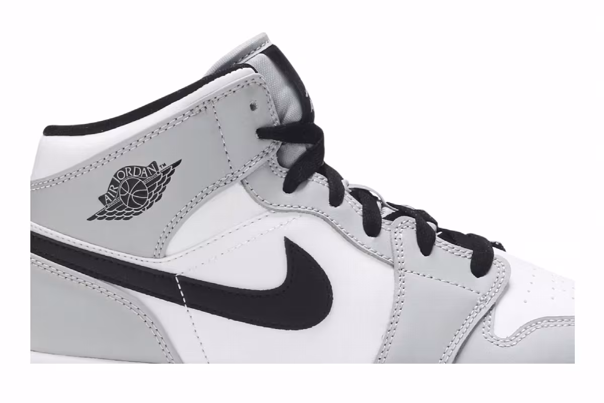 Air Jordan 1 Mid GS Light Smoke Grey, view 3