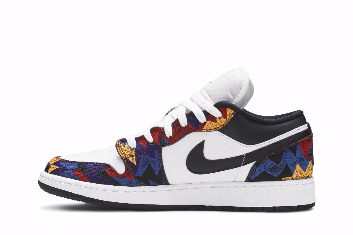 Air Jordan 1 Low SE GS Nothing But Net, view 4