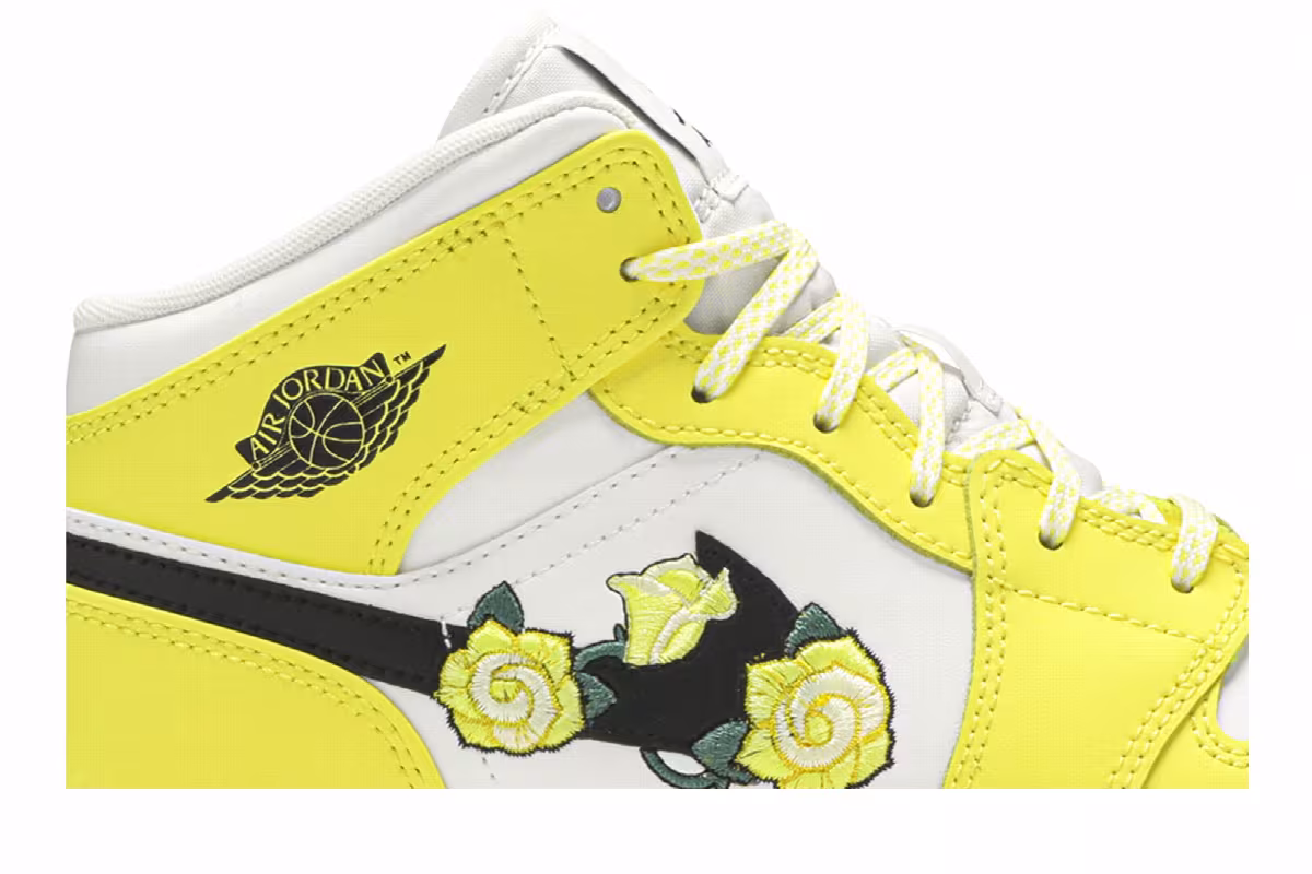 Air Jordan 1 Mid SE GS Rose Patch - Dynamic Yellow, view 3